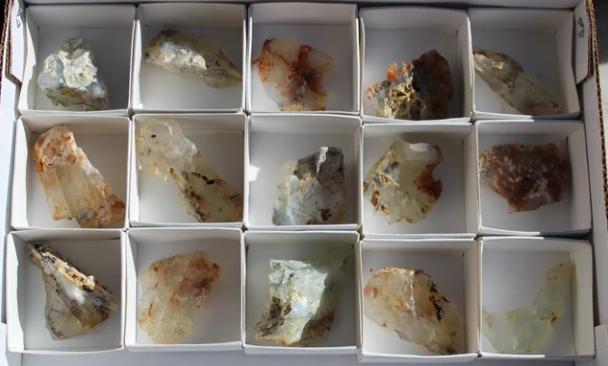 Wholesale Mount Shasta Opal Lot of 18 Pieces