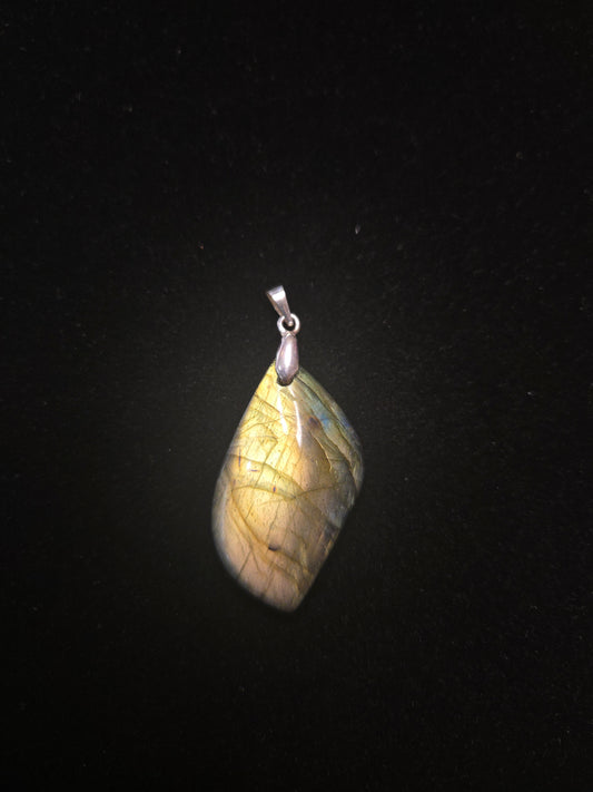 Labradorite Pendant